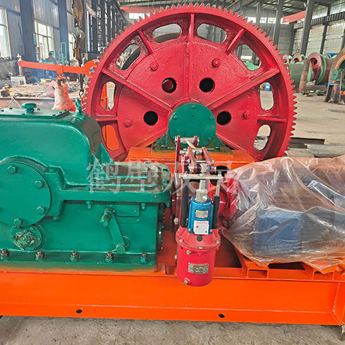 礦用鑿井絞車出口俄羅斯！