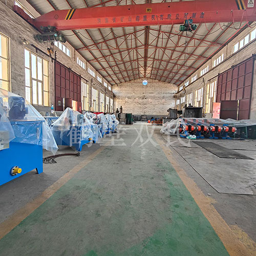 鑿井絞車(chē)廠(chǎng)家——液壓站車(chē)間場(chǎng)景圖(圖文)